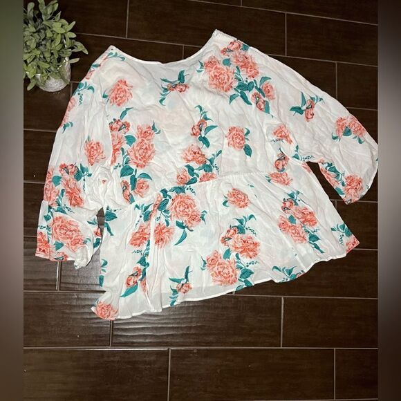 Torrid Babydoll peasant Gauze Crochet Trim Lace-Up Top sz 5 - Picture 8 of 12